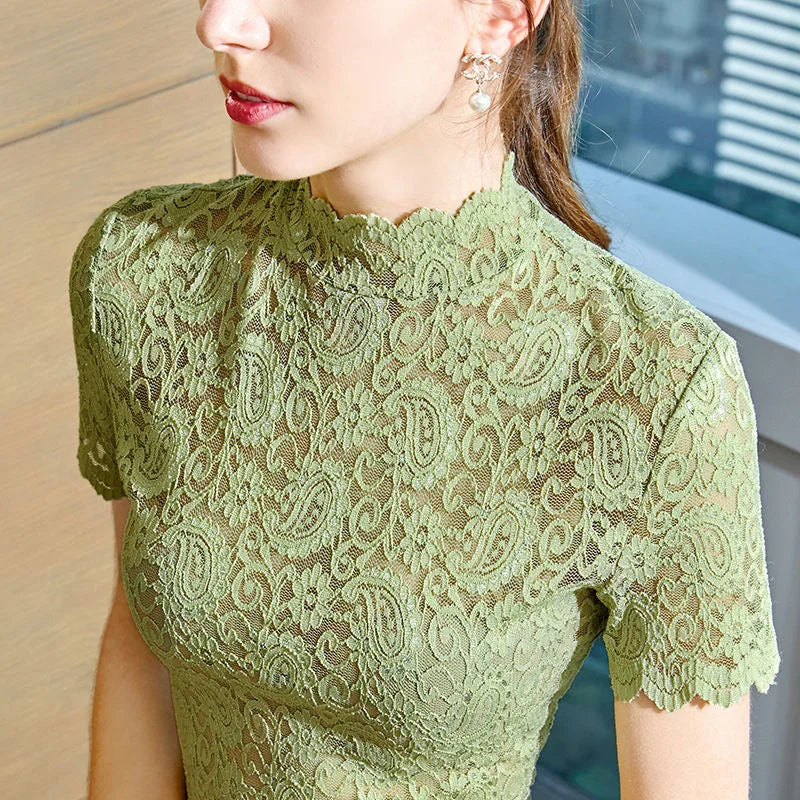 Thin Lace Half High Collar Top