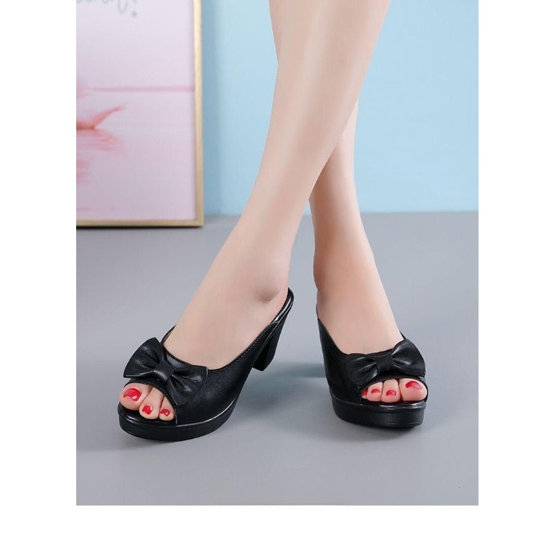 Butterfly-knot Heels