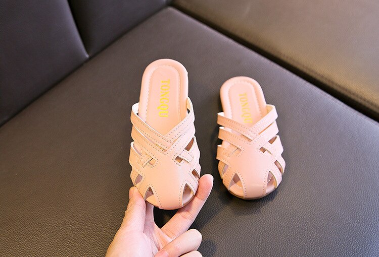 Net Beach Sandals