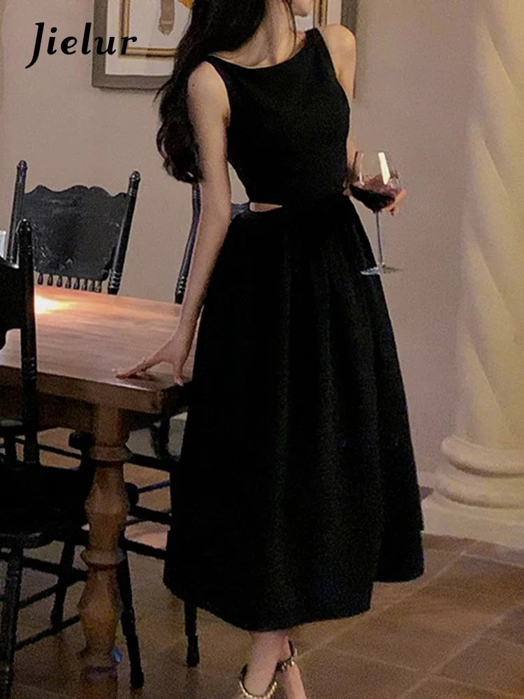 Slim Sleeveless Dress