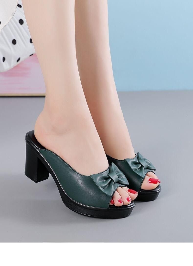 Butterfly-knot Heels