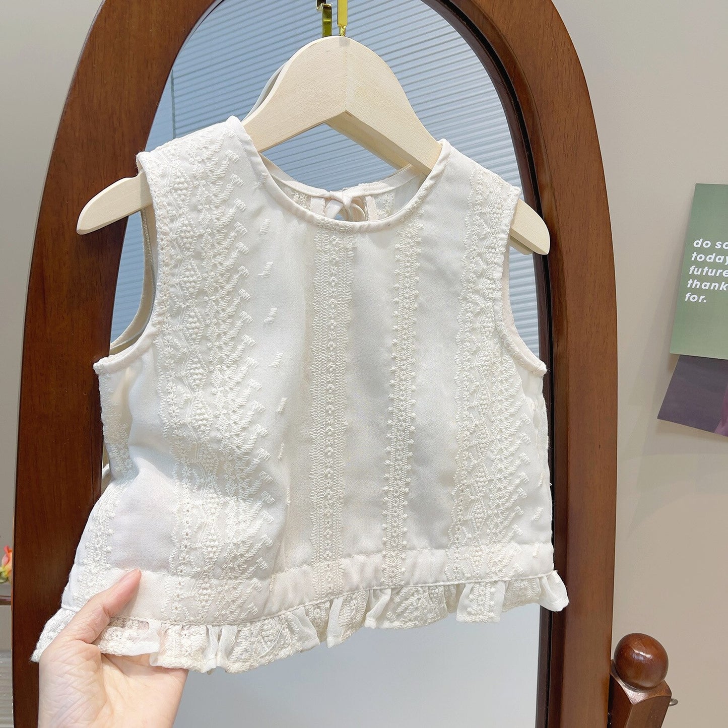 Cute Sleeveless Outfit