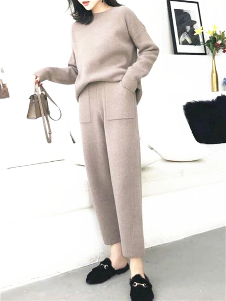 Knitted Tracksuit O-Neck Sweater and Casual Pants